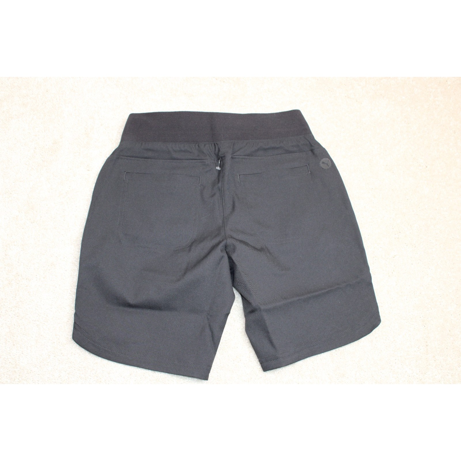 $65 Puma Womens Bermuda Golf Chino Shorts 8" Sz Xs Black Upf 50 Stetch Waist Nwt — image 3 of 8